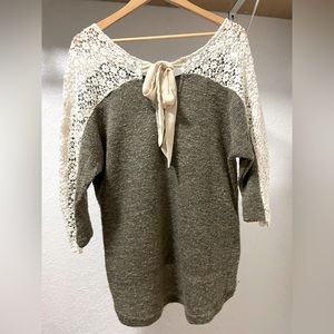 a’reve Gray and Cream 3/4 Quarter Lace Sleeve Shirt